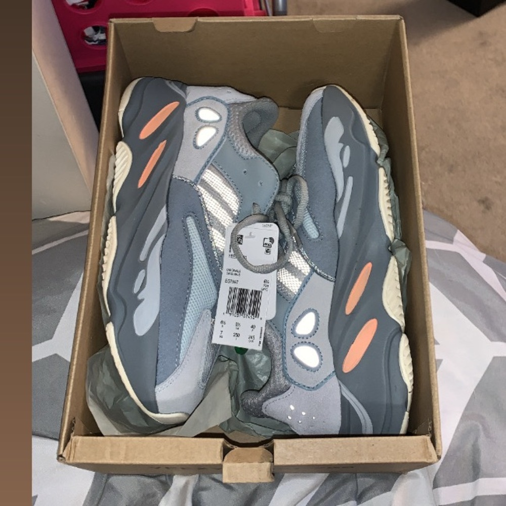 Yeezy Boost 700 inertia